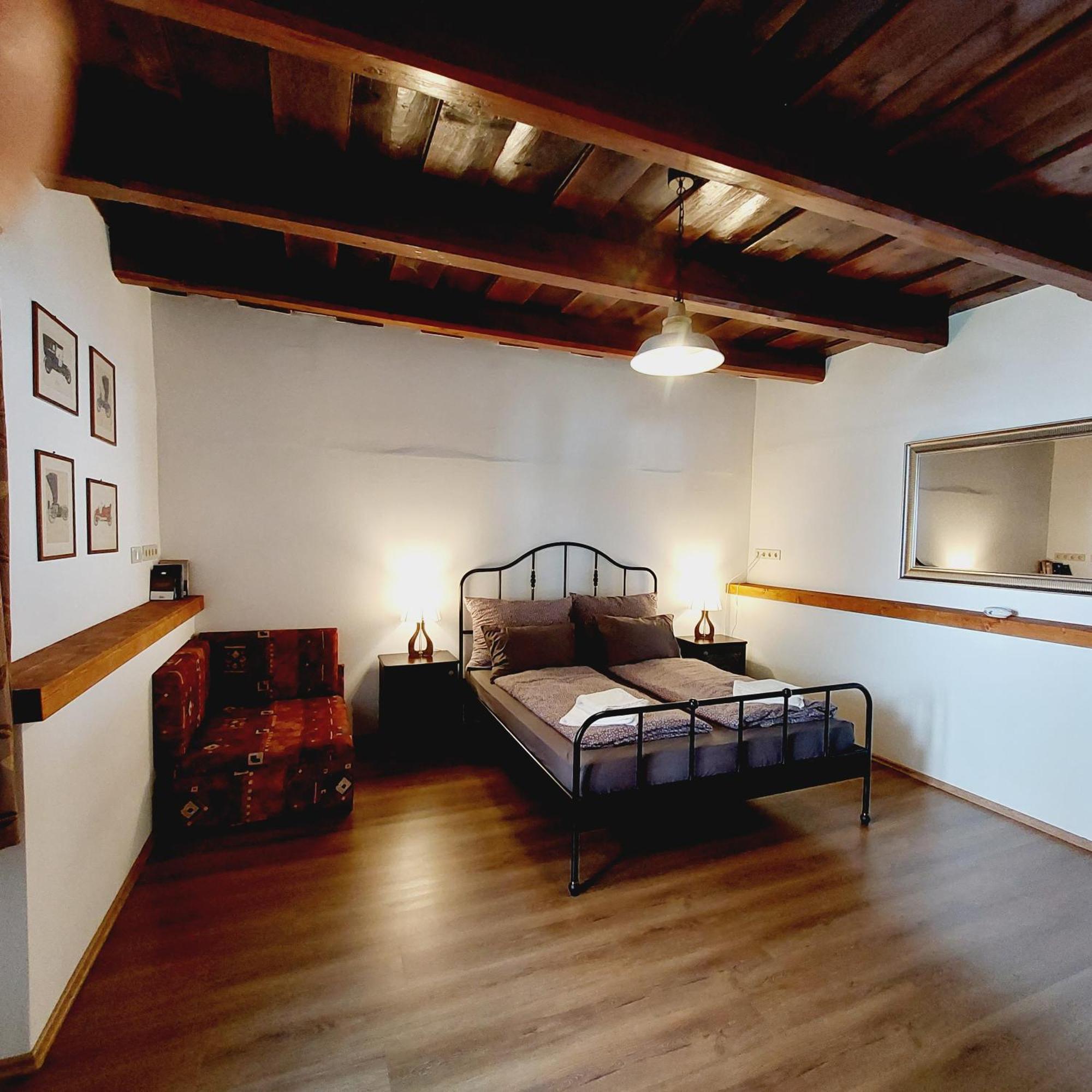 סיגליגט Feher Barany Apartment חדר תמונה